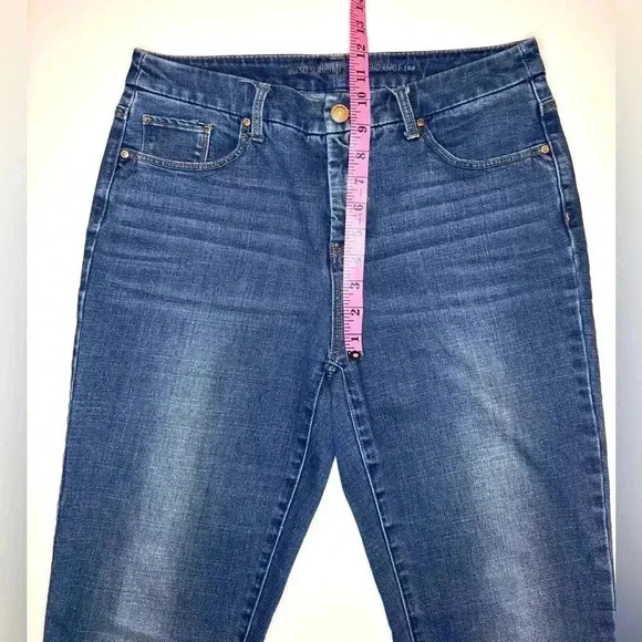 Chicos Women’s The So Slimming Girlfriend Ankle Jeans Size- 0.5 - Picture 4 of 7